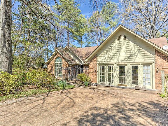 2nd image of 7700 Autumn Creek Dr