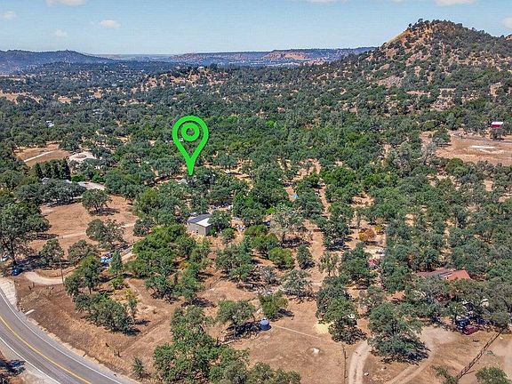 3rd image of 31417 Auberry Rd
