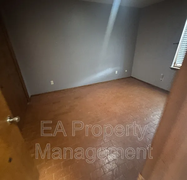921 Nashville Ave SW #1 — Photo 17