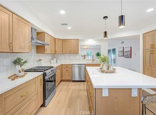 22323 Miranda St, Woodland Hills, CA 91367