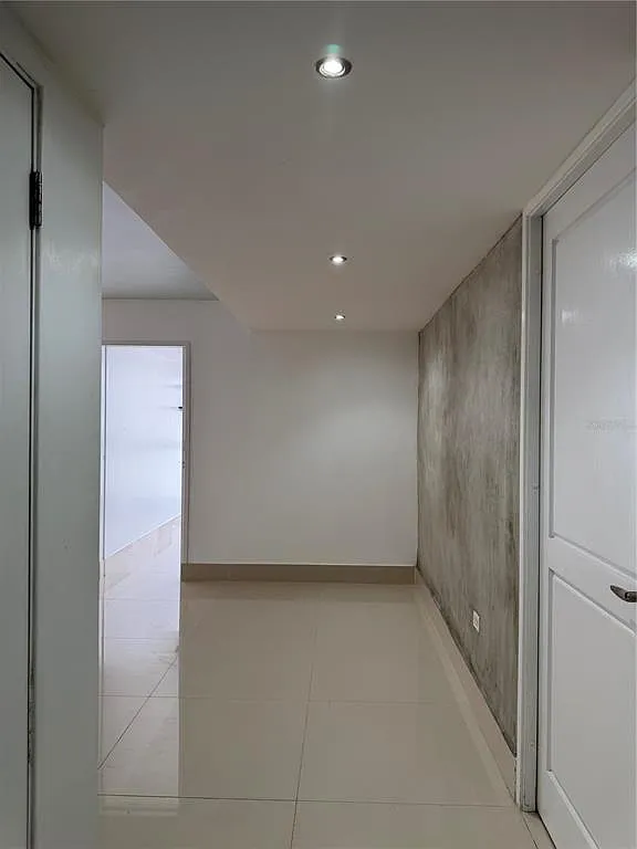 2 bed, 2.0 bath, 1325 sqft, $3,900 — Photo 3