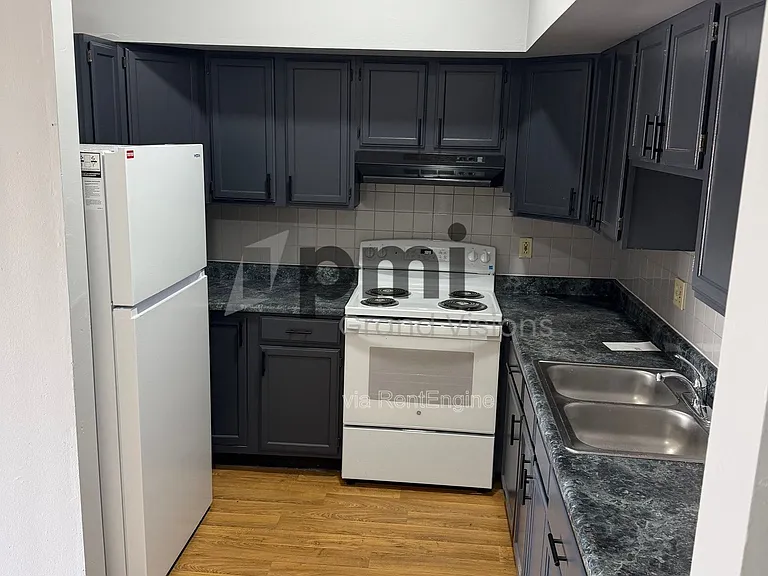 Vawter Street Apartments — Photo 18