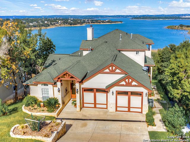 1st image of 728 Lake Frst
