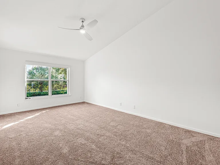 8024 Briantea Dr #8024 — Photo 31