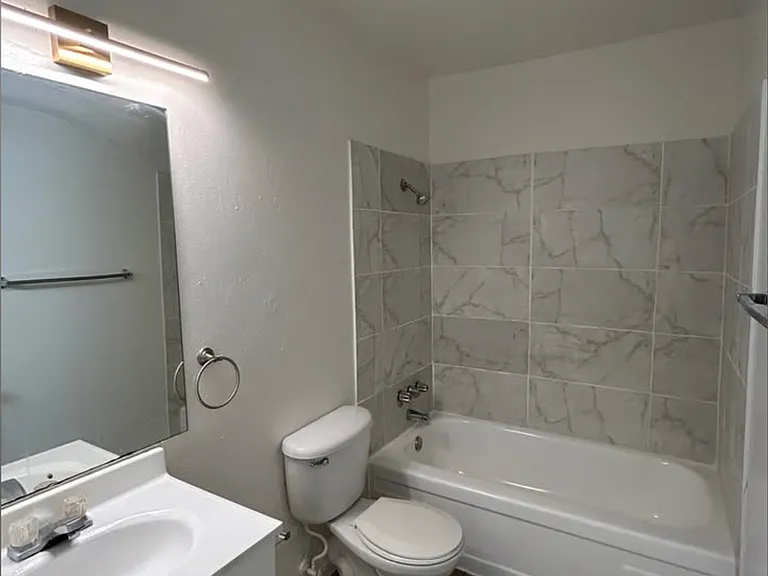 3791 Hazelwood St — Photo 1