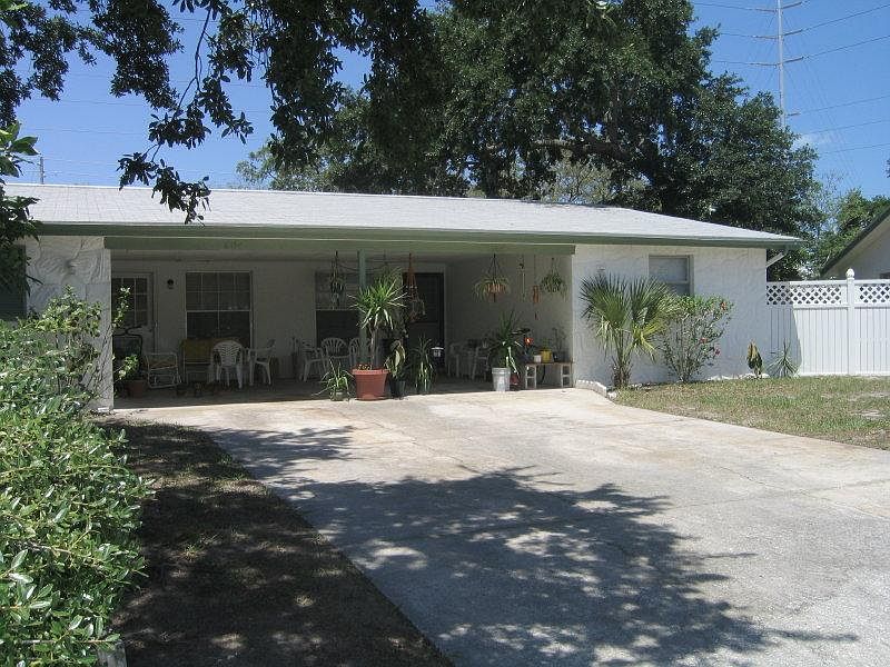 1st image of 606 Dogwood Ct