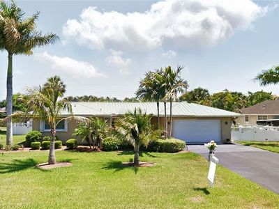 556 96th AVE N, Naples, FL, 34108
