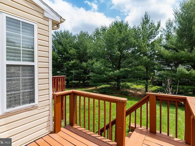 872 N Waterford Ln — Photo 24