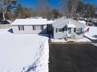 59 Wychunas Ave, Buzzards Bay, MA 02532