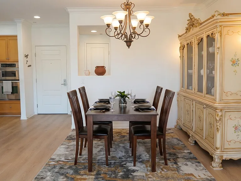 4354 Tradewinds Dr — Photo 2