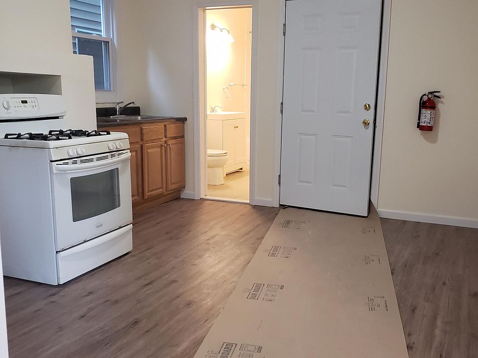 1st image of 372 Bergen St #1