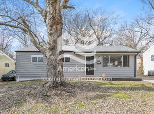 243 Meadowcrest Dr, Saint Louis, MO