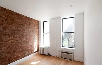 Rented by Evergreen Realty & Investments