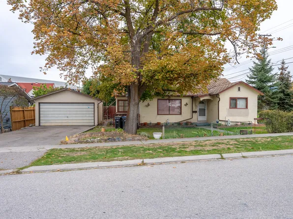 395 Edmonton Ave, Penticton, BC V2A 2G9