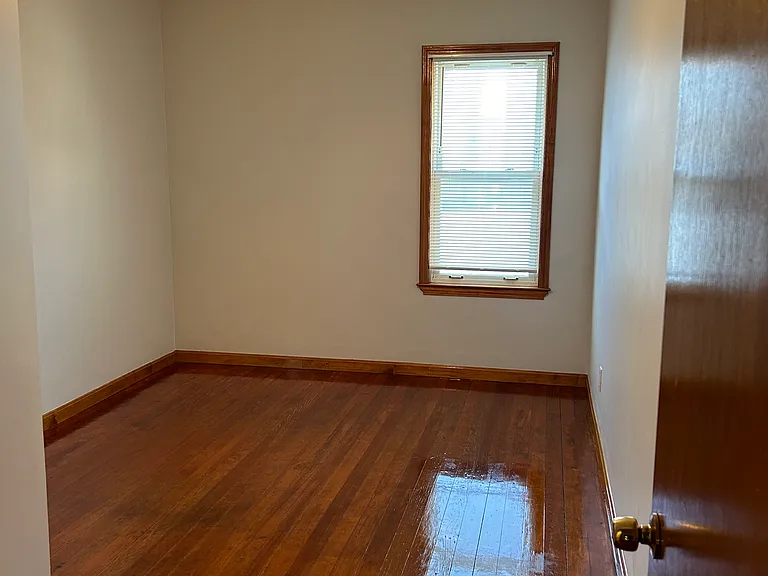 172 Hathaway St #1E — Photo 8