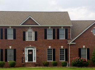 1 Ironwood Rd, Fredericksburg, VA 22405