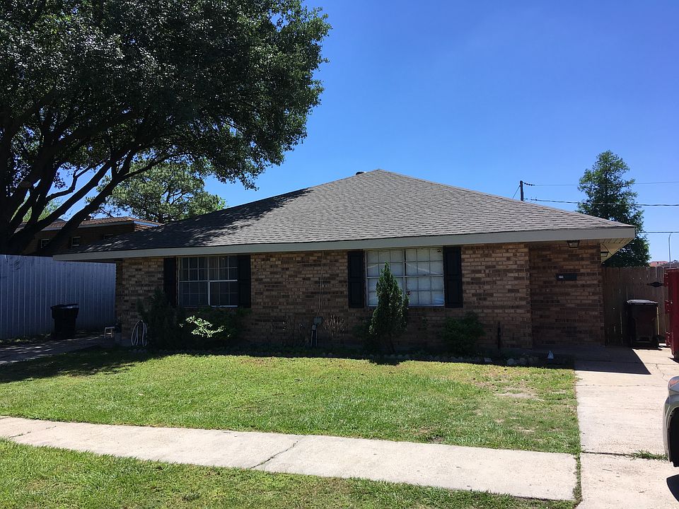 1st image of 225 Auburn Pl