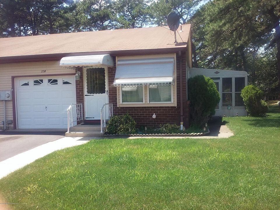 1st image of 23 Dartmouth Street #B
