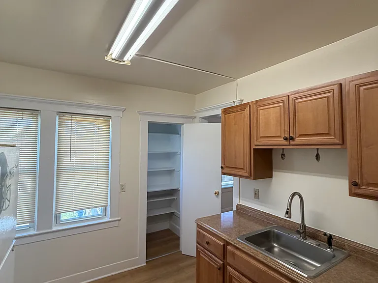 304 Queen Anne Rd #2 — Photo 4