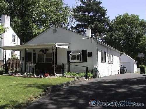 2nd image of 671 Harrison Ave