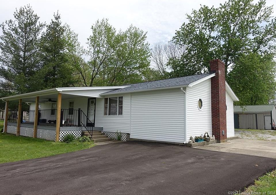 2nd image of 19516 Lakeside Dr