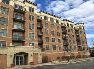 9530 Cook Ave UNIT 201, Oak Lawn, IL 60453