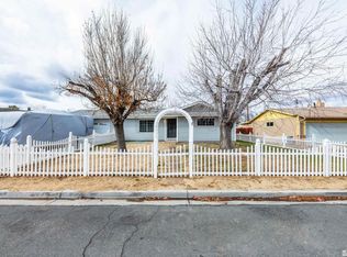420 Spruce Dr, Fernley, NV 89408