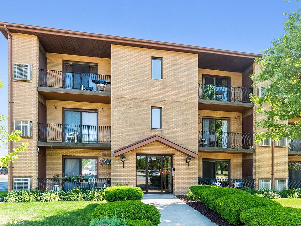 1st image of 7321 175th St APT 1D