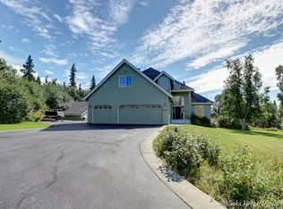 5200 Bishops Castle Cir, Anchorage, AK 99516