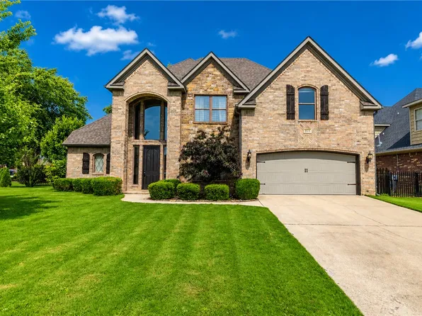 6515 W Stone Lake Dr, Rogers, AR 72758