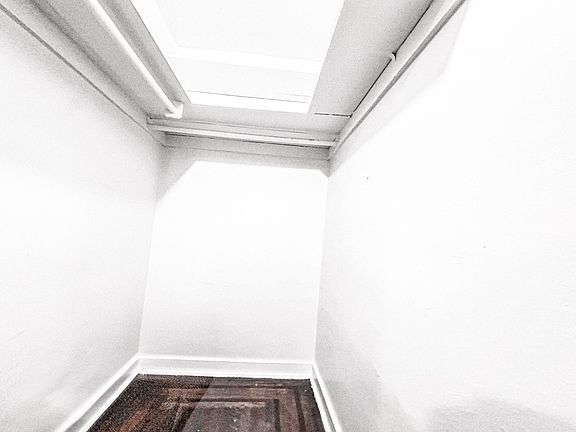 5th image of 328 W 83rd St APT 3C