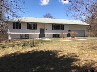 1 Mara Dr, Rensselaer, NY 12144