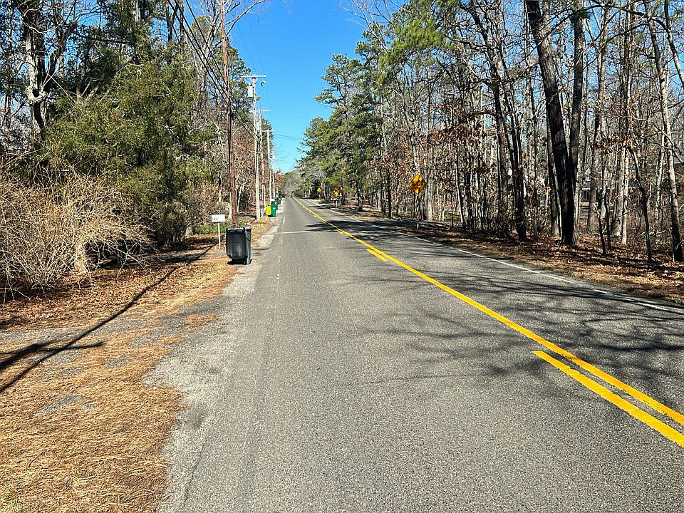 2nd image of 5237 Pleasant Mills Rd