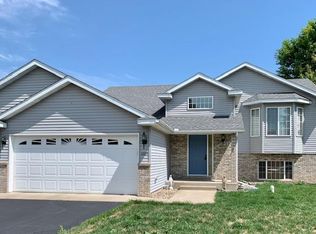 1024 Garden Brook Dr, Sauk Rapids, MN 56379
