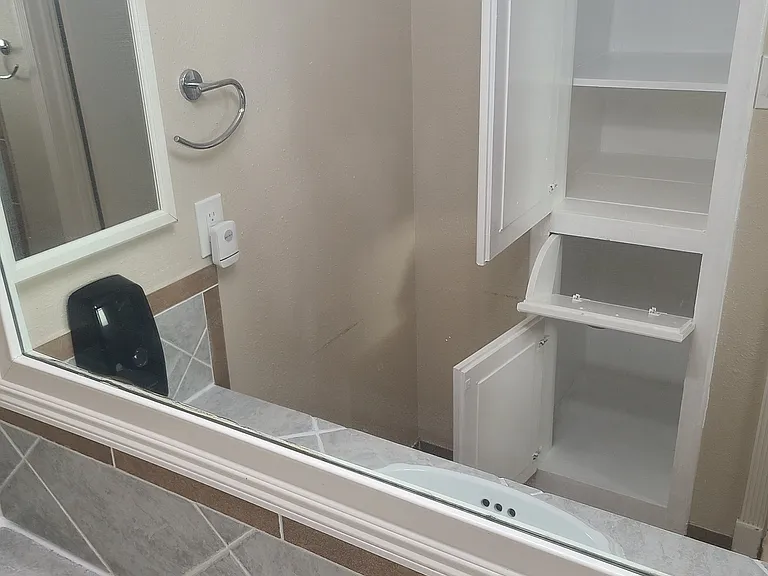 5822 Fairdale Ln #4 — Photo 37