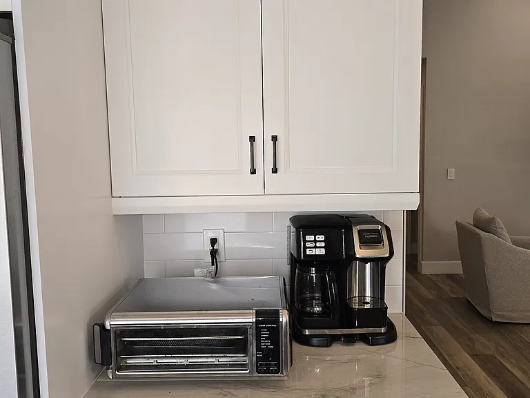 Ninja Airfryer and combo Caraft and Pod coffee maker