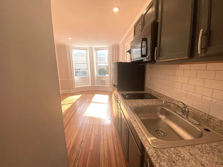 2629 N. Charles St — Photo 3