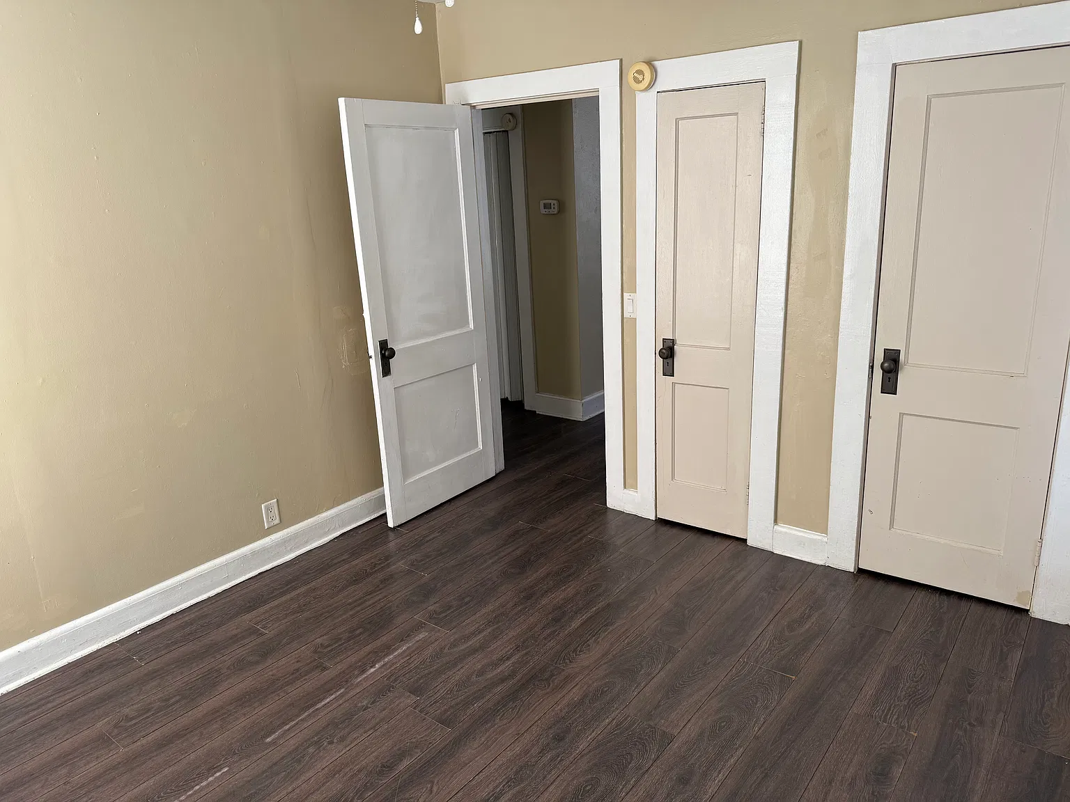 174 NW Irma Ave — Photo 3