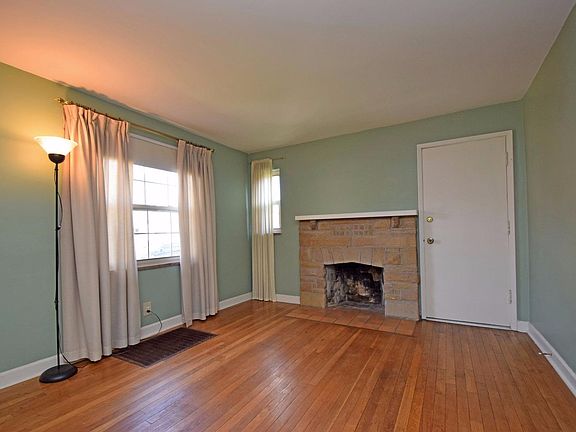 3rd image of 3981 Superior Ave