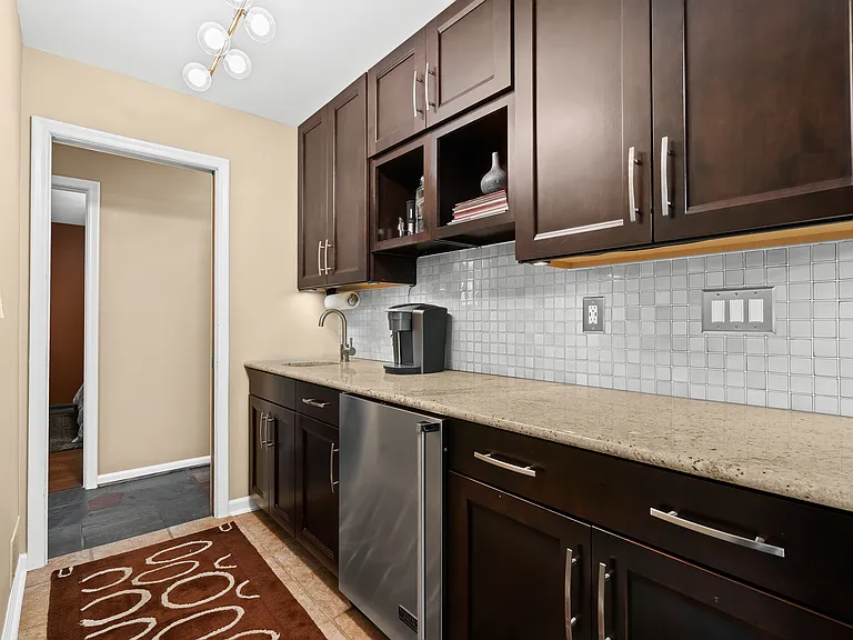 870 Pine Hill Dr — Photo 8