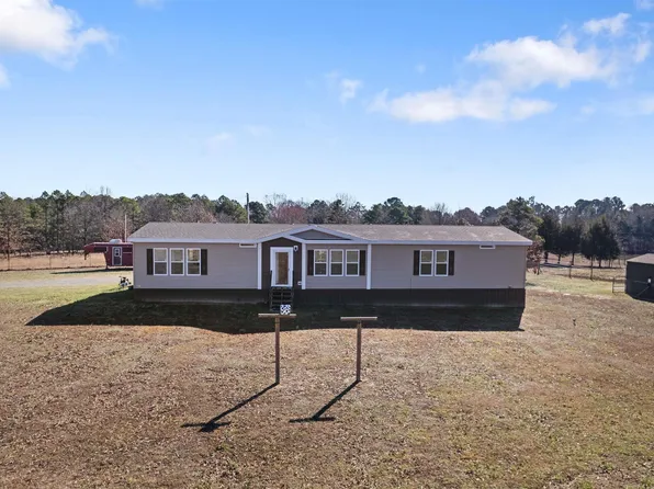 140 Foxwood Dr, Romance, AR 72136