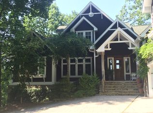 114 Chattooga Run, Hendersonville, NC 28739