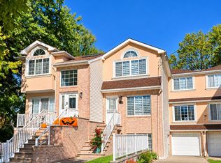 1325 Rockland Ave, Staten Island, NY 10314