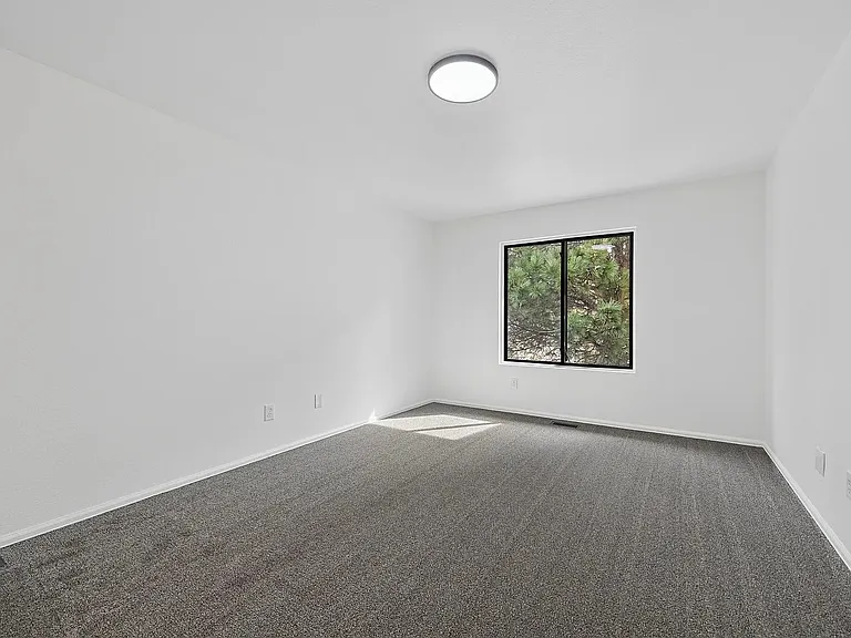 Second Bedroom with Private Bathroom