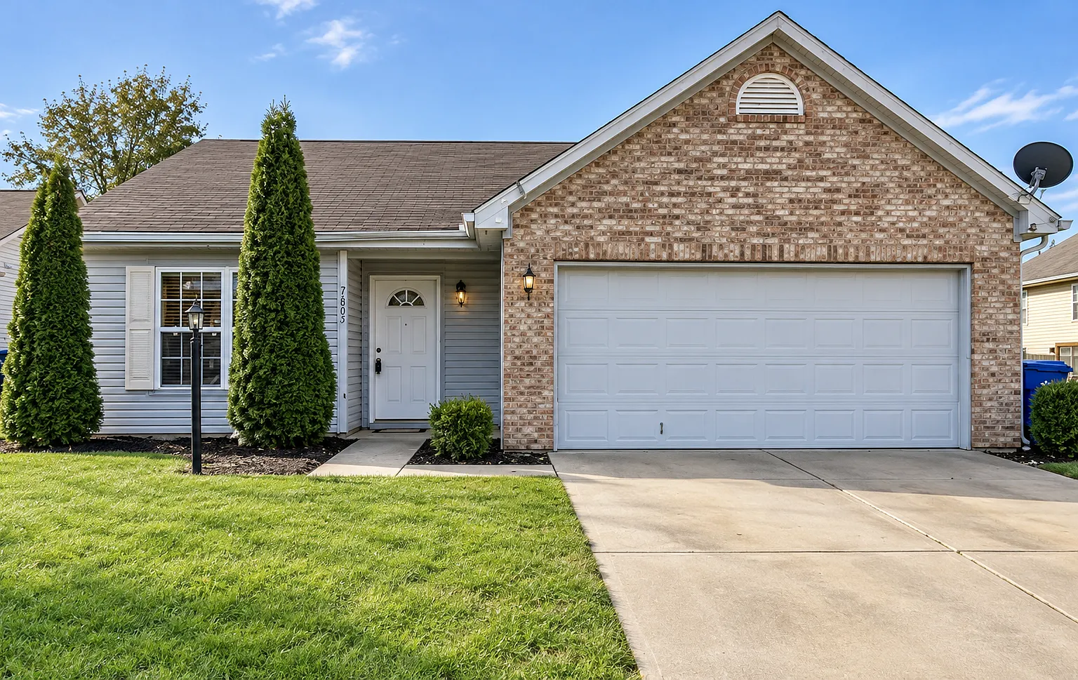 4 bed, 1271 sqft, $1,825 — Photo 1