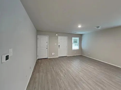 5734 Verracio Ct — Photo 2