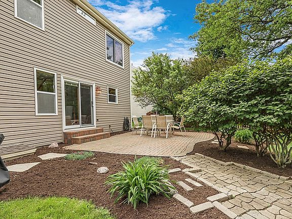 4th image of 1424 Clavey Ln