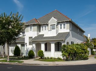 71 Essex Ln, Irvine, CA 92620