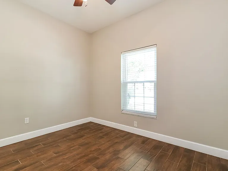 742 Star Pointe Dr — Photo 13