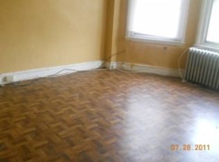 21 S 7th St, Philadelphia, PA 19106